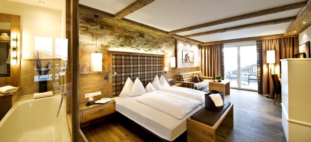 Hotel Der Mesnerwirt Hafling Esterno foto