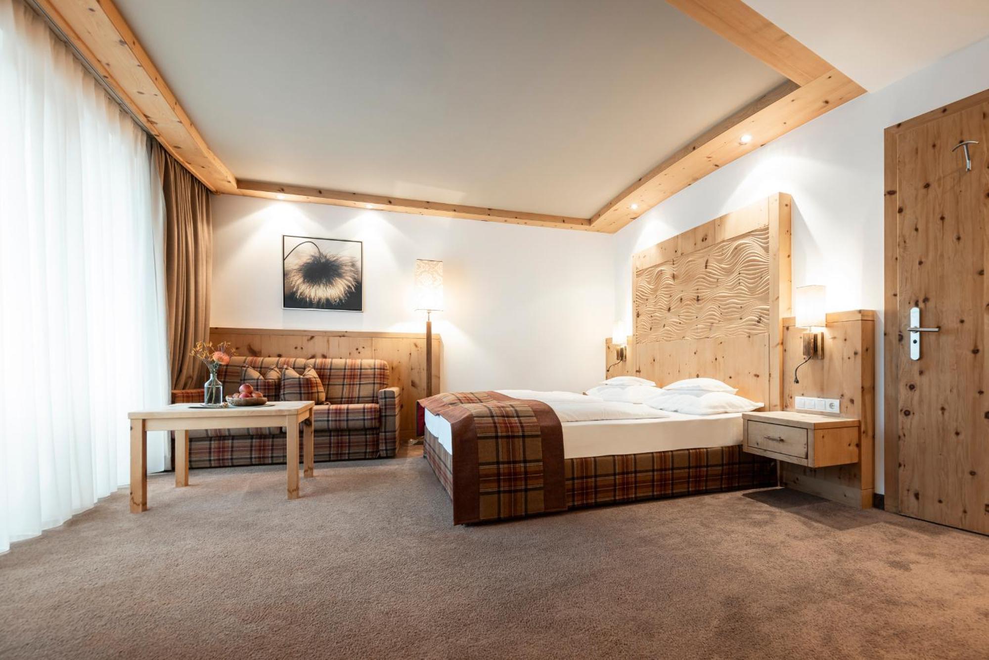 Hotel Der Mesnerwirt Hafling Esterno foto